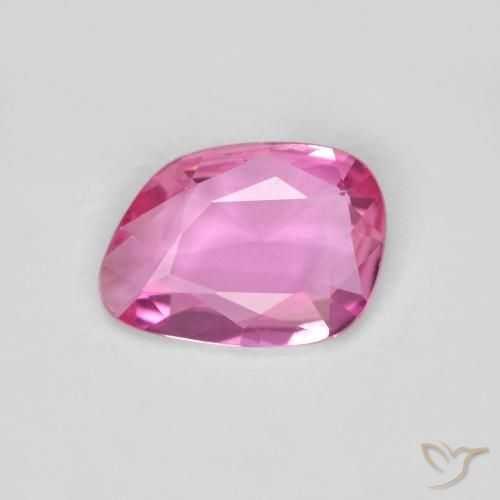 Zafiro Rosado púrpura real natural de 0.77 ct, Forma elegante, VVS