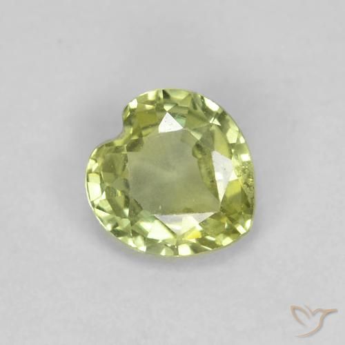 Zafiro Verde lima pálido natural de 0.39 ct, Corazón, VS
