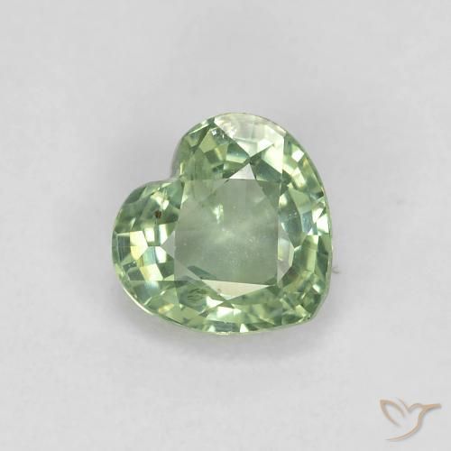 0.48ct Natural Verde salvia claro Zafiro, Corazón, VS