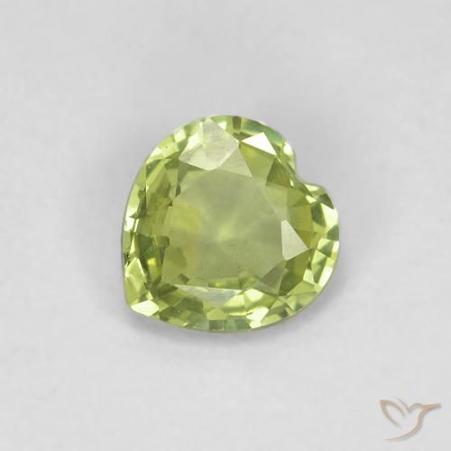 0.37ct Natural Verde cálido Zafiro, Corazón, VVS