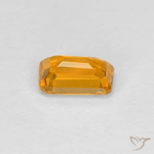 Zafiro Dorado-naranja medio natural de 0.38 ct, Corte Octágono / Esmeralda, VVS