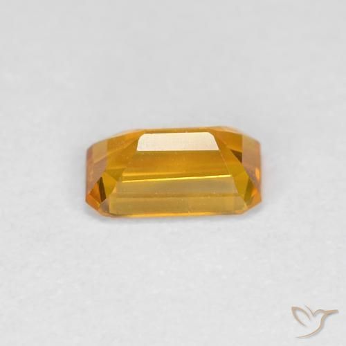 Zafiro Dorado-naranja medio natural de 0.44 ct, Corte Octágono / Esmeralda, VVS-VS