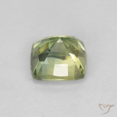 Zafiro Verde claro natural de 0.87 ct, Forma Cojín, VVS-VS