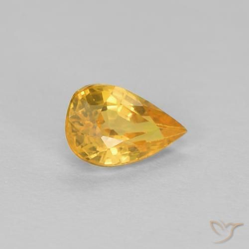 Zafiro Dorado natural de 0.47 ct, En forma de pera, VVS-VS