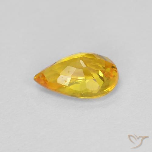 Zafiro Dorado natural de 0.52 ct, En forma de pera, VVS