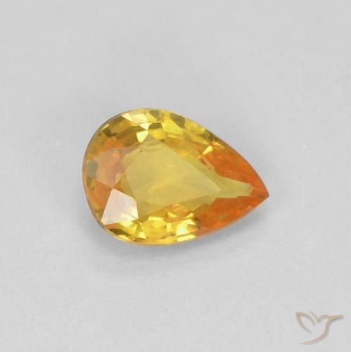 Zafiro Dorado natural de 0.52 ct, En forma de pera, VVS