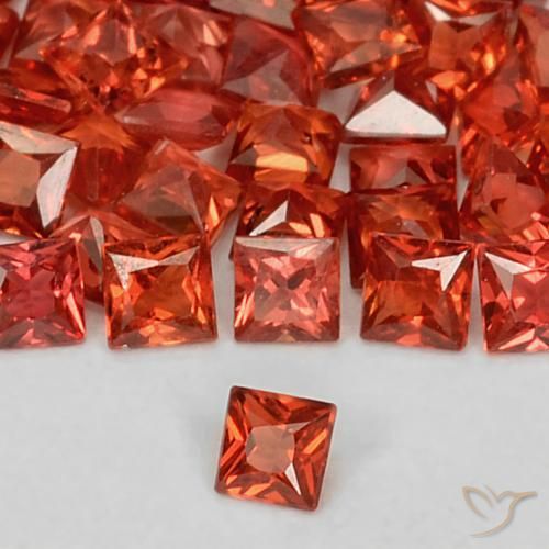 Zafiro Rojo intenso natural de 0.08 ct, Cuadrado, VS