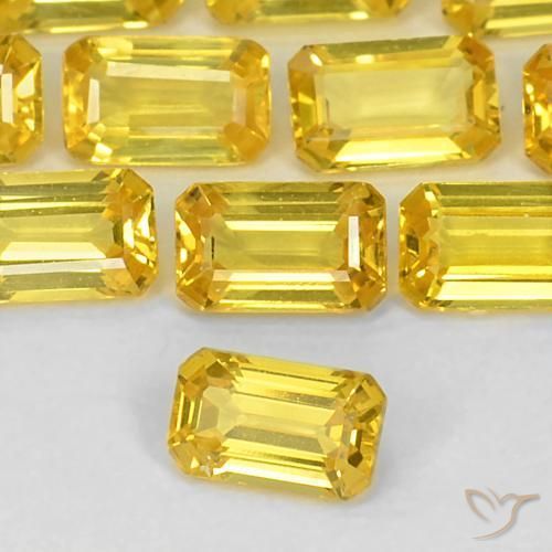 0.41ct Natural Amarillo Zafiro, corte esmeralda, VS