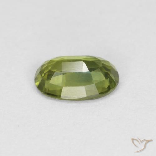 Zafiro Verde Oliva natural de 0.57 ct, Ovalada, VS