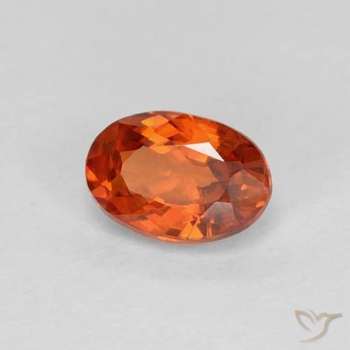 Zafiro Rojo intenso natural de 0.74 ct, Ovalada, VVS-VS