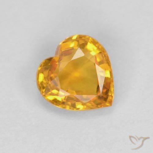 Zafiro Dorado naranja natural de 0.48 ct, Corazón, VVS-VS