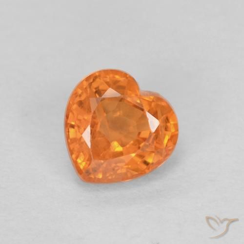 Zafiro naranja medio natural de 0,51 ct, forma de corazón, VS
