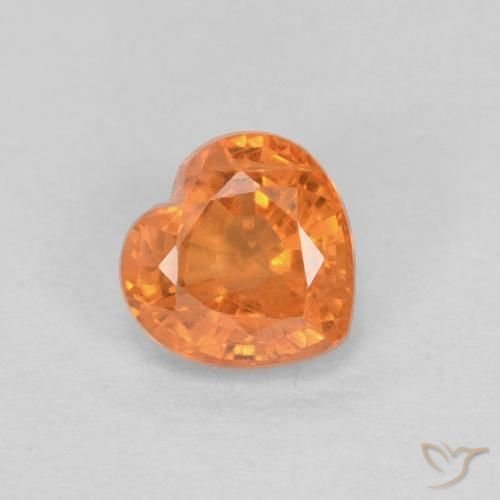 Zafiro naranja medio natural de 0,51 ct, forma de corazón, VS