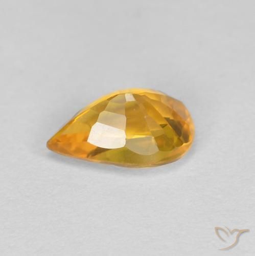Zafiro Dorado oscuro natural de 0.56 ct, En forma de pera, VVS