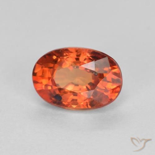 Zafiro Rojo medio natural de 0.76 ct, Ovalada, VS-SI