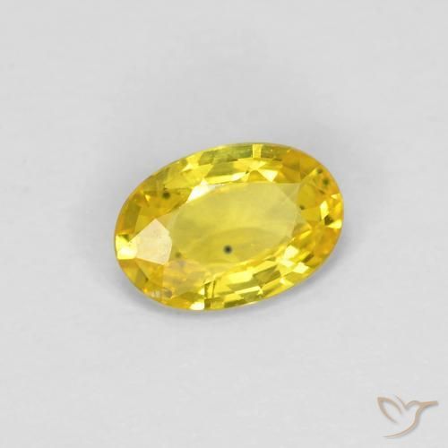 Zafiro Dorado amarillento natural de 0.43 ct, Ovalada, VVS-VS