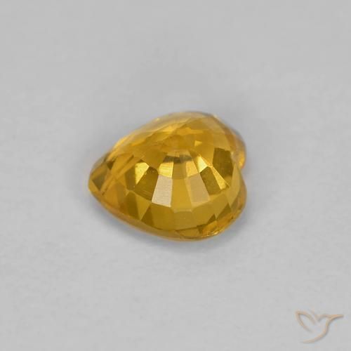 Zafiro Dorado naranja intenso natural de 0.47 ct, Corazón, VS