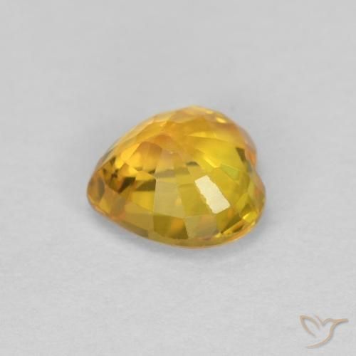 Zafiro Dorado naranja oscuro natural de 0.48 ct, Corazón, VS