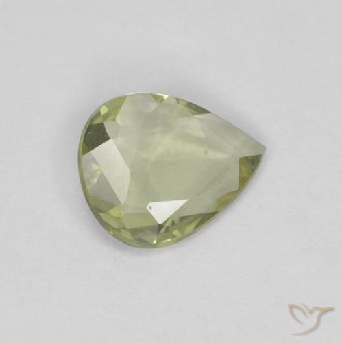 Zafiro Verde cálido natural de 0.34 ct, En forma de pera, VVS-VS
