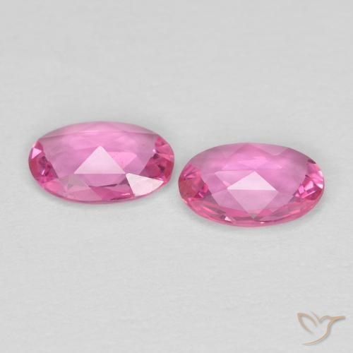 Gemas de Zafiro Rosa oscuro natural de 0.62 ct, Ovalada, VVS
