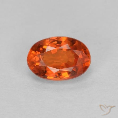 0.67ct Natural Naranja rojizo Zafiro, Ovalada, VVS-VS