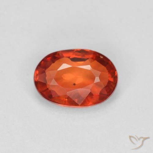 0.60ct Natural Rojo medio Zafiro, Ovalada, VVS-VS