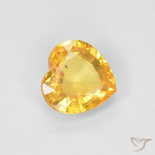 Zafiro Dorado medio natural de 0.47 ct, Corazón, VVS-VS