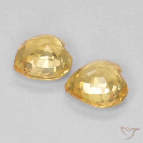 Gemas de Zafiro Dorado naranja natural de 0.74 ct, Corazón, VS