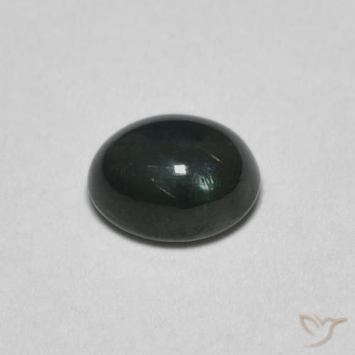 Zafiro Verde natural de 0.67 ct, Ovalada, Translúcido