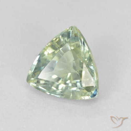 Zafiro Verde muy claro natural de 0.87 ct, Trillón, VS