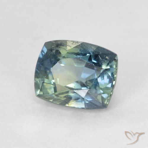Zafiro Azul verdoso natural de 0.64 ct, Forma Cojín, VVS-VS