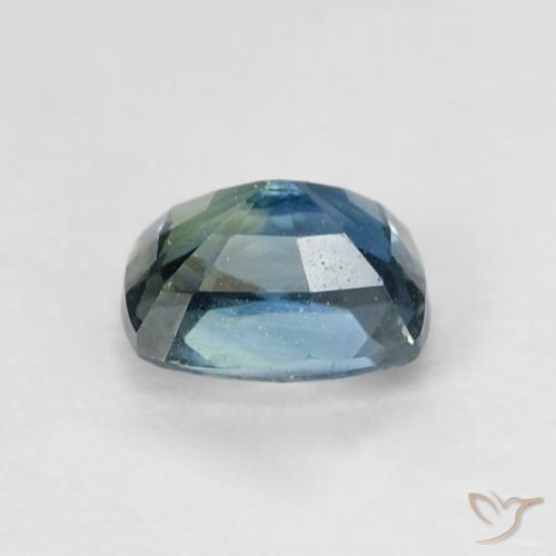 Zafiro Azul verdoso natural de 0.64 ct, Forma Cojín, VVS-VS