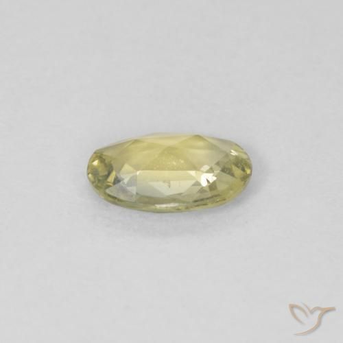 Zafiro Verde bosque cálido natural de 0.40 ct, Ovalada, VVS-VS