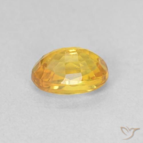Zafiro Dorado claro natural de 0.73 ct, Ovalada, VVS-VS