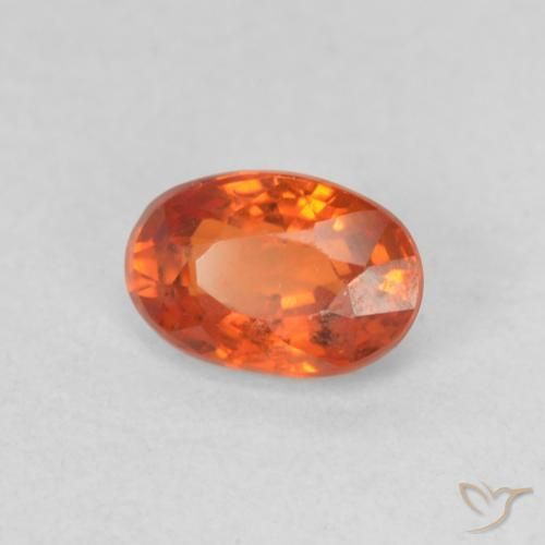 Zafiro Naranja rojizo natural de 0.70 ct, Ovalada, VVS-VS