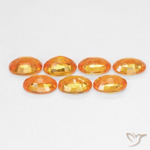 Zafiro Naranja claro natural de 0.64 ct, Ovalada, VVS-VS