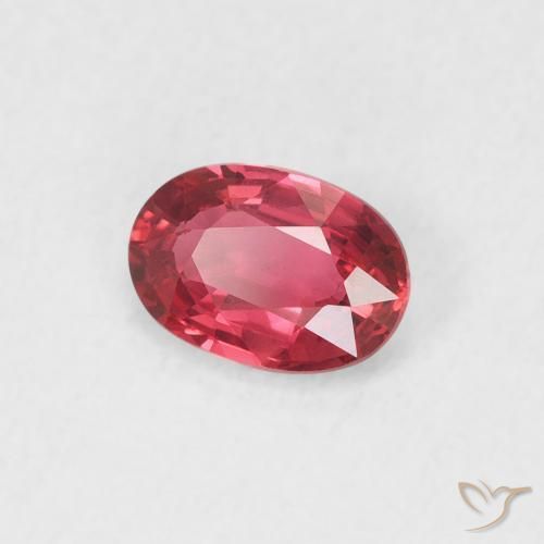 Zafiro Rojo medio natural de 0.57 ct, Ovalada, VS