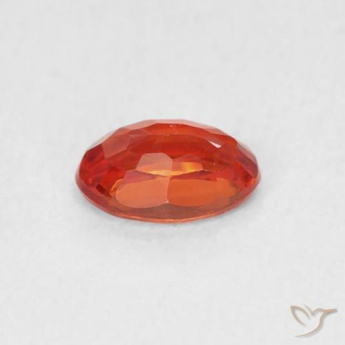Zafiro Rojo intenso natural de 0.63 ct, Ovalada, VVS-VS