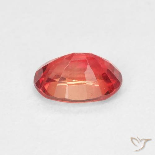 Zafiro Rojo intenso natural de 0.73 ct, Ovalada, VVS-VS