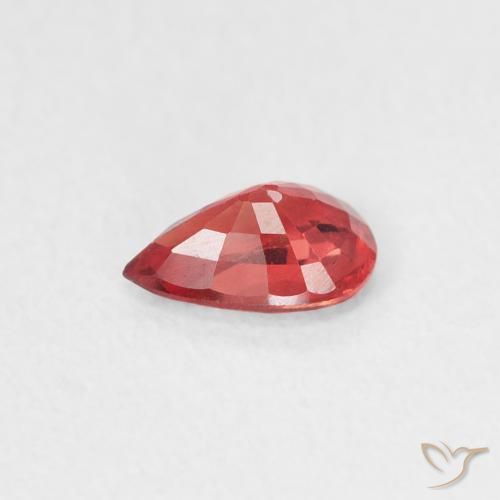 Zafiro Rojo escarlata natural de 0.42 ct, En forma de pera, VVS-VS