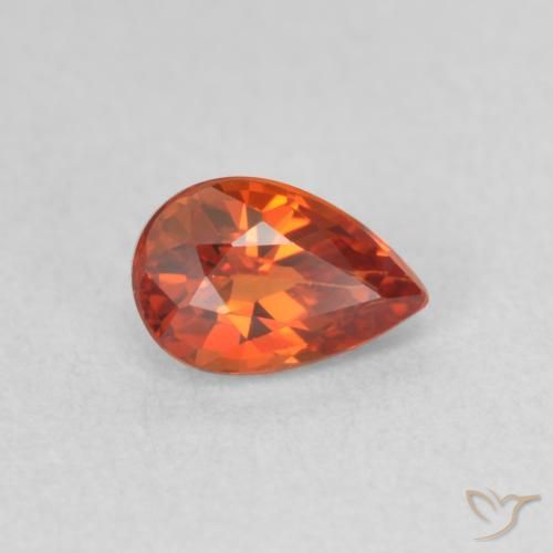 Zafiro Naranja rojizo natural de 0.69 ct, En forma de pera, VVS-VS