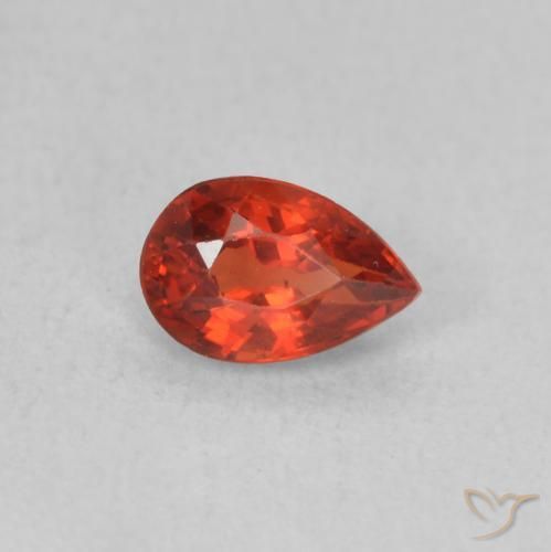 Zafiro Rojo intenso natural de 0.50 ct, En forma de pera, VS