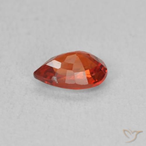 Zafiro Rojo intenso natural de 0.50 ct, En forma de pera, VS