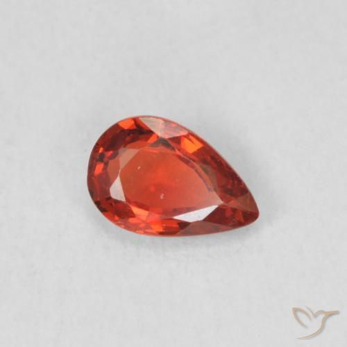 Zafiro Rojo intenso natural de 0.42 ct, En forma de pera, VS