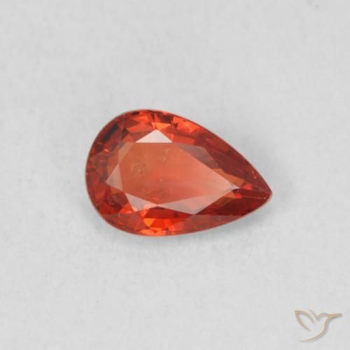 Zafiro Rojo intenso natural de 0.55 ct, En forma de pera, VS