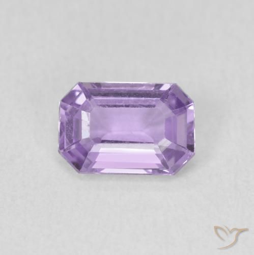 0.69ct Natural Violeta claro Zafiro, corte esmeralda, VVS