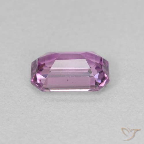 Zafiro Púrpura medio natural de 0.69 ct, Corte Octágono / Esmeralda, VVS-VS