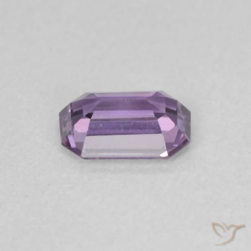 Zafiro Púrpura uva claro natural de 0.61 ct, Corte Octágono / Esmeralda, VS