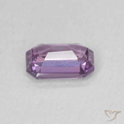 Zafiro Púrpura medio natural de 0.65 ct, Corte Octágono / Esmeralda, VVS-VS