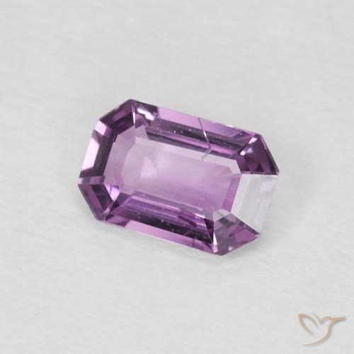 Zafiro Medium Dark-Purple natural de 0.60 ct, Corte Octágono / Esmeralda, VS-SI